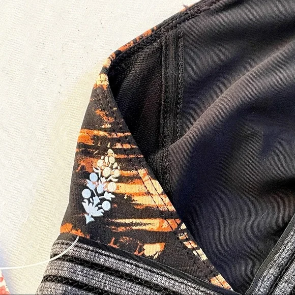 Free People Printed Practice Makes Perfect Active Bra Crossback Black Combo NWT - Picture 6 of 16